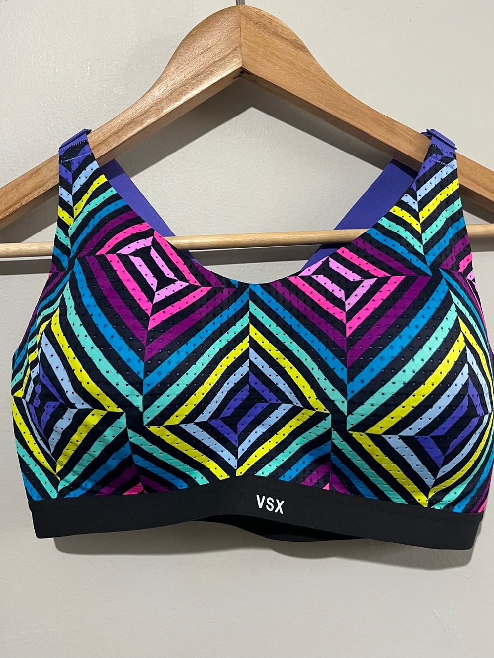 Victoria’s Secret VSX Sports bra 36D